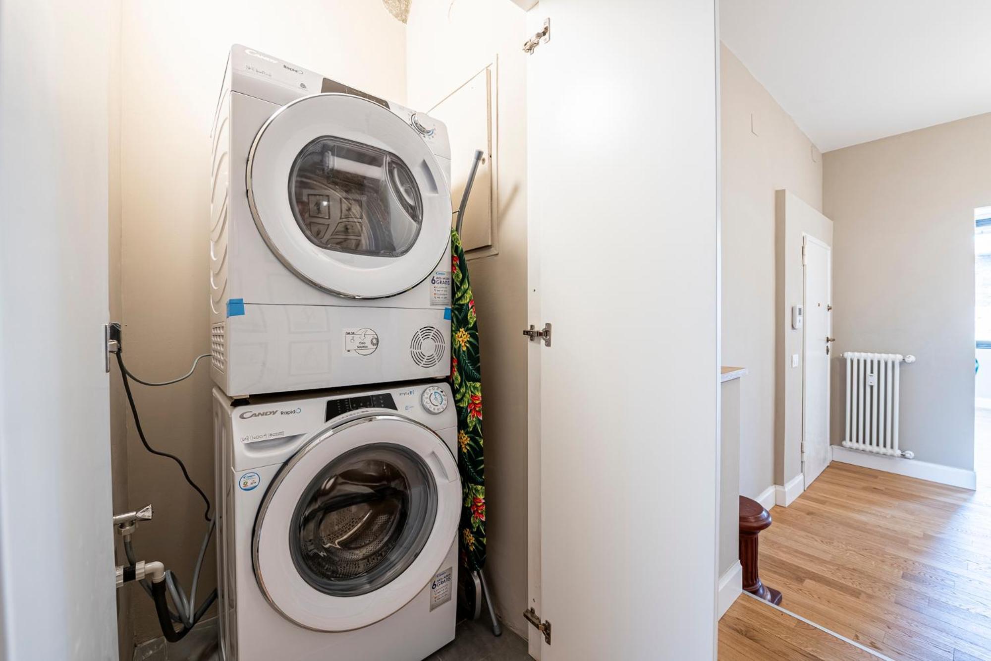 Two Towers-ramaglianti & Belfredelli Appartement *